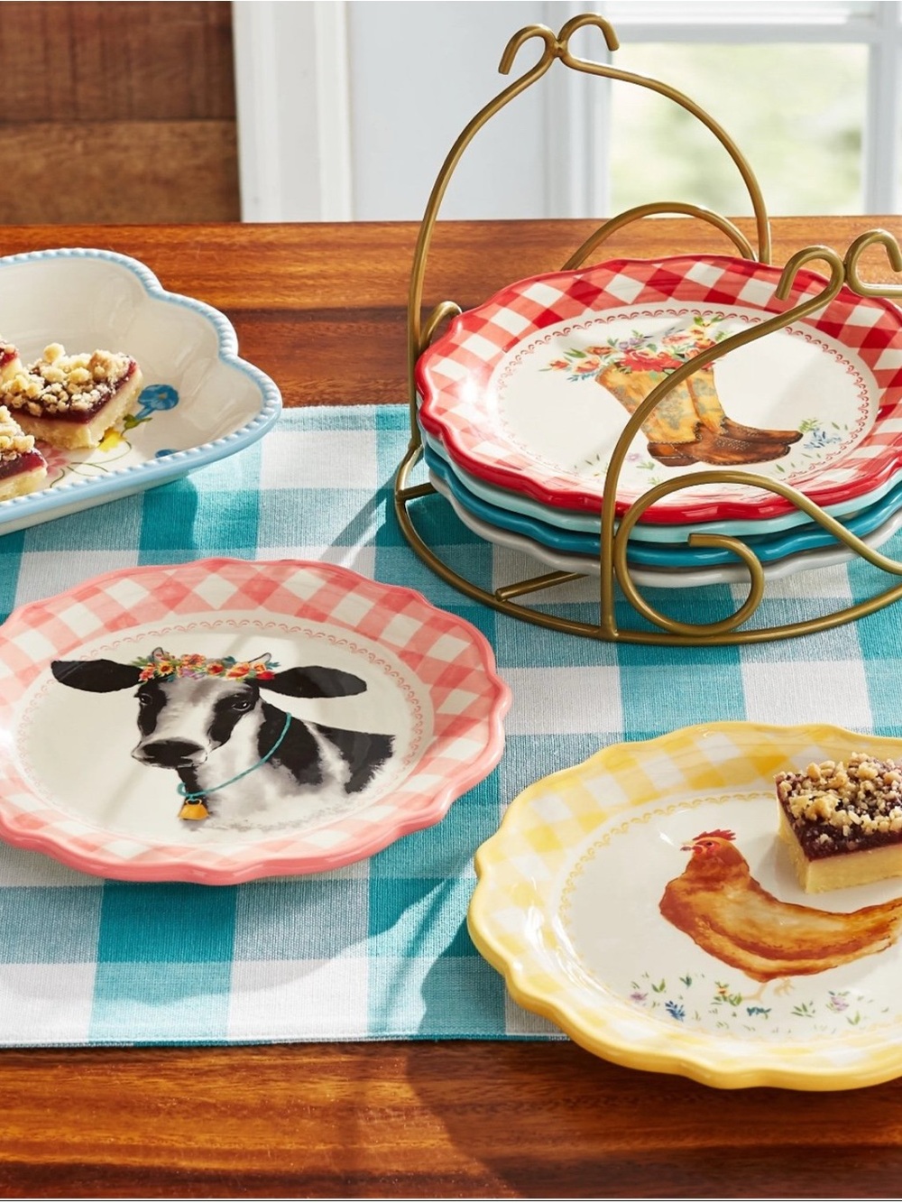 Pioneer Woman Novelty 7 in Plates with Rack